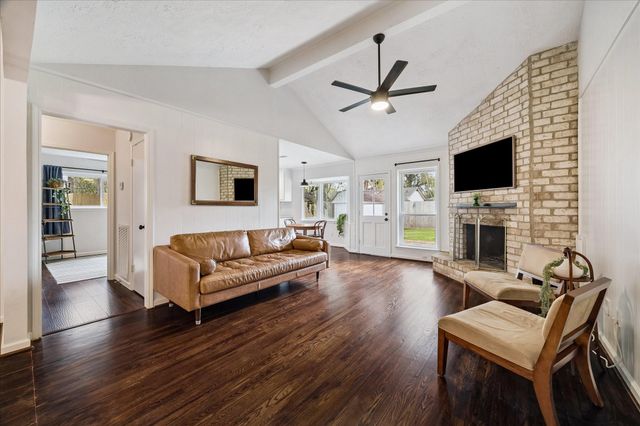 9707 Lawngate Drive, Houston, TX 77080