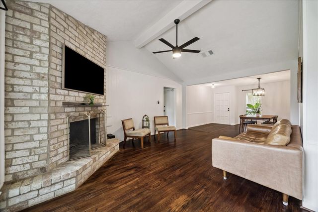 9707 Lawngate Drive, Houston, TX 77080