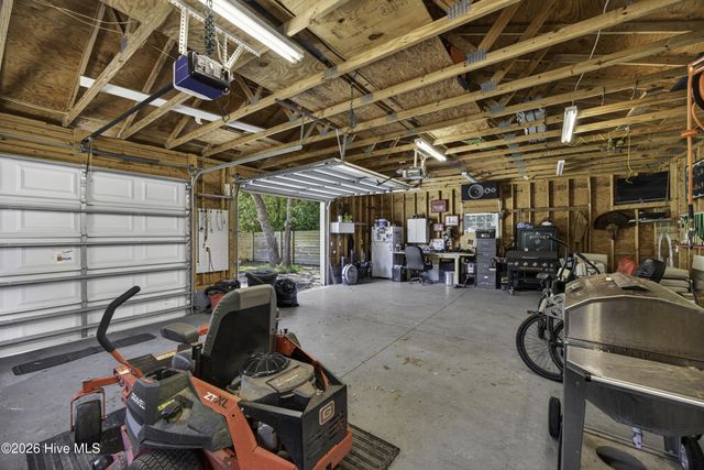 622 Long Leaf Acres Drive, Wilmington, NC 28405