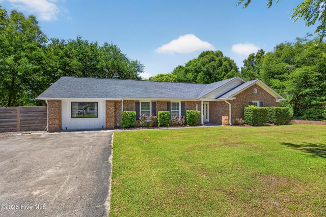 622 Long Leaf Acres Drive, Wilmington, NC 28405