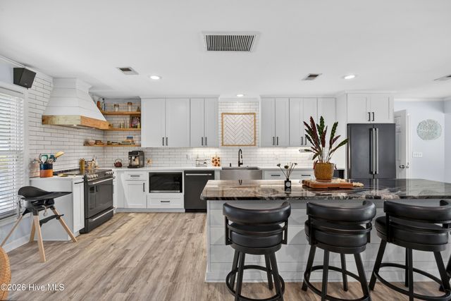622 Long Leaf Acres Drive, Wilmington, NC 28405