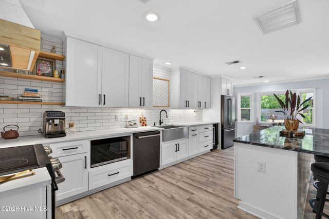 622 Long Leaf Acres Drive, Wilmington, NC 28405