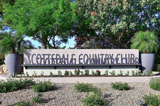8201 E KALIL Drive, Scottsdale, AZ 85260