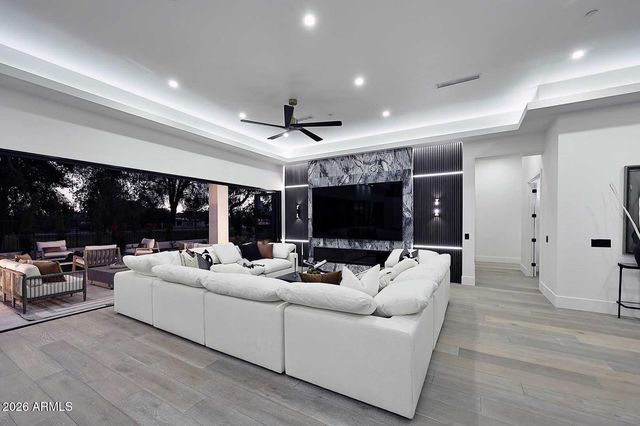 8201 E KALIL Drive, Scottsdale, AZ 85260