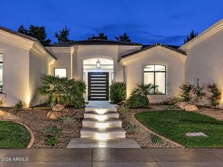 8201 E KALIL Drive, Scottsdale, AZ 85260