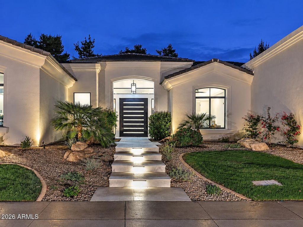 8201 E KALIL Drive, Scottsdale, AZ 85260