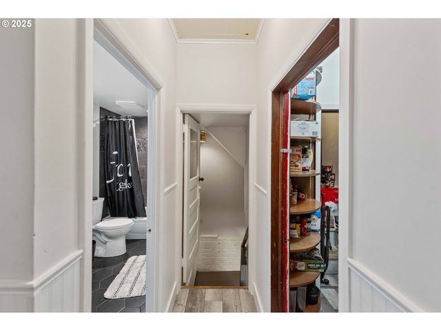93711 BAY PARK Ln, Coos Bay, OR 97420