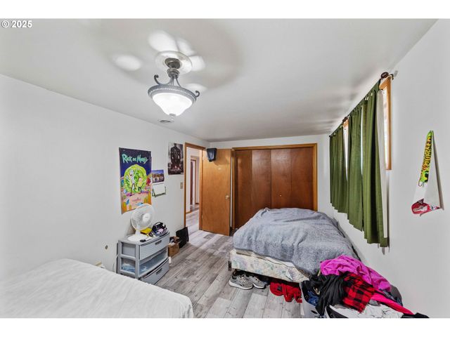 93711 BAY PARK Ln, Coos Bay, OR 97420