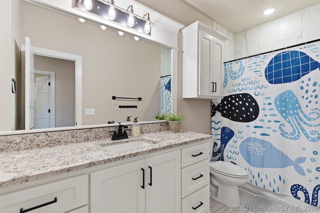 14214 E 91st Street N, Owasso, OK 74055