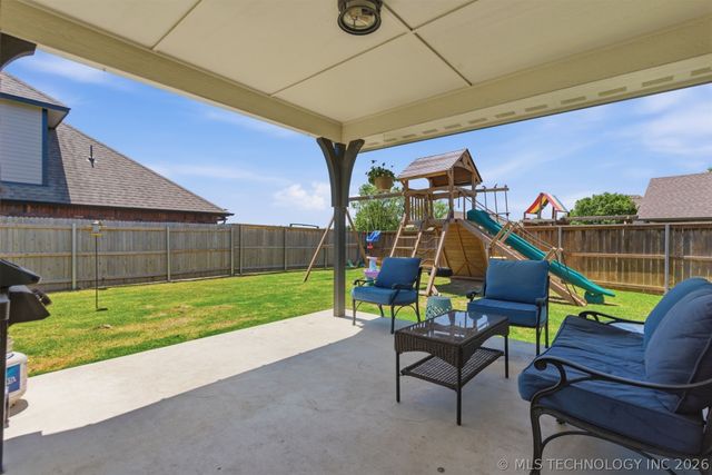 14214 E 91st Street N, Owasso, OK 74055