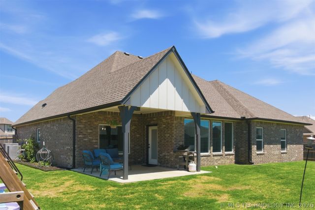 14214 E 91st Street N, Owasso, OK 74055
