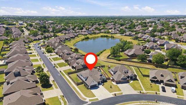 14214 E 91st Street N, Owasso, OK 74055