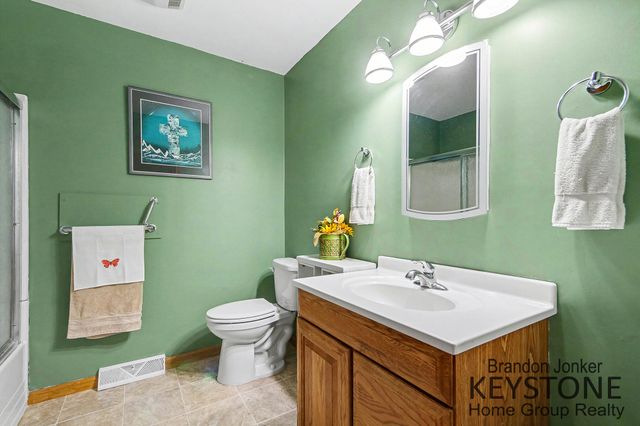 7384 Rezen Drive Ne, Plainfield Twp, MI 49341