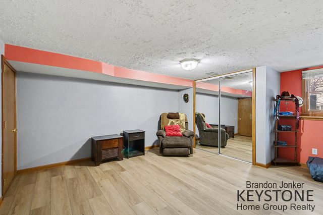 7384 Rezen Drive Ne, Plainfield Twp, MI 49341