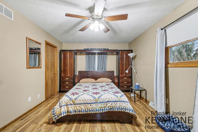 7384 Rezen Drive Ne, Plainfield Twp, MI 49341