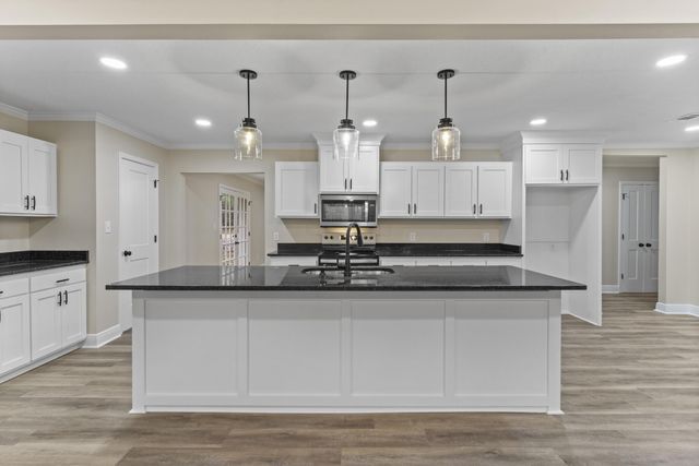 400 Maple Drive, Petal, MS 39465