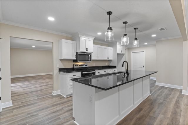 400 Maple Drive, Petal, MS 39465