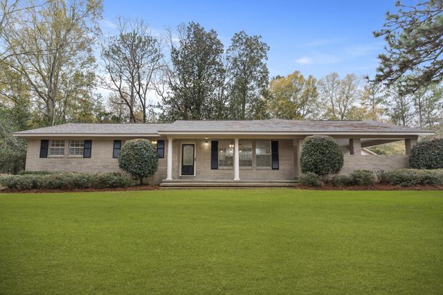 400 Maple Drive, Petal, MS 39465