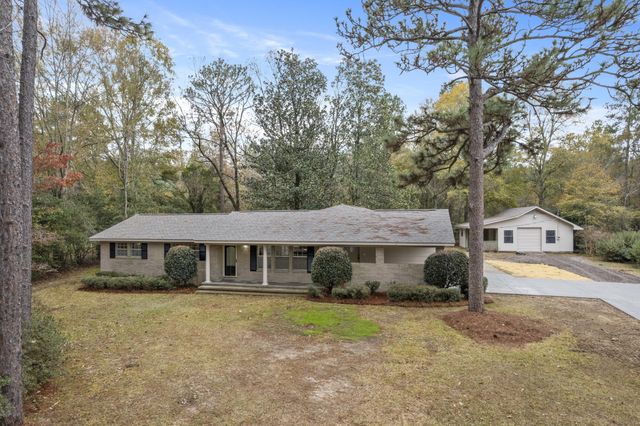400 Maple Drive, Petal, MS 39465
