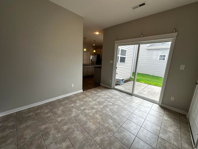 1077 E 115th Lane, Crown Point, IN 46307