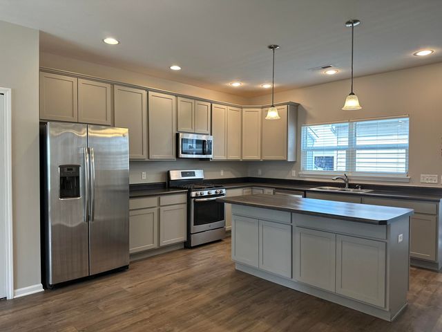 1077 E 115th Lane, Crown Point, IN 46307