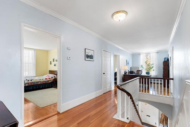 32 Lincoln Rd, Medford, MA 02155