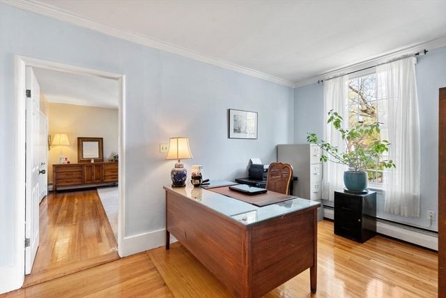 32 Lincoln Rd, Medford, MA 02155