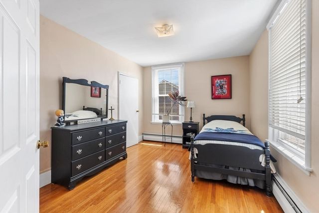 32 Lincoln Rd, Medford, MA 02155