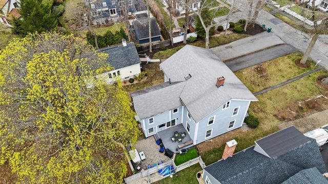 32 Lincoln Rd, Medford, MA 02155