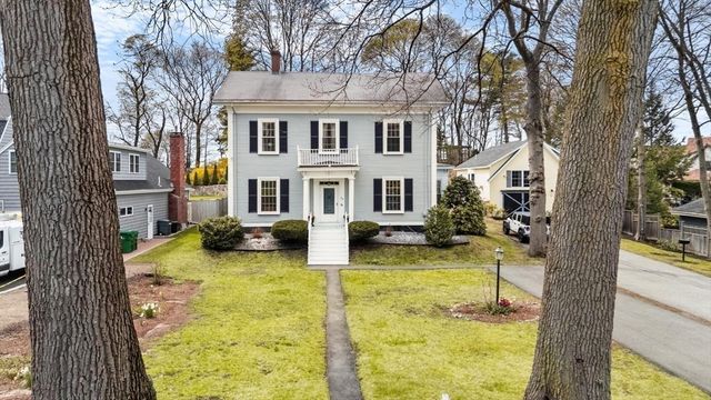 32 Lincoln Rd, Medford, MA 02155