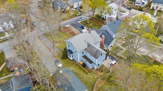32 Lincoln Rd, Medford, MA 02155