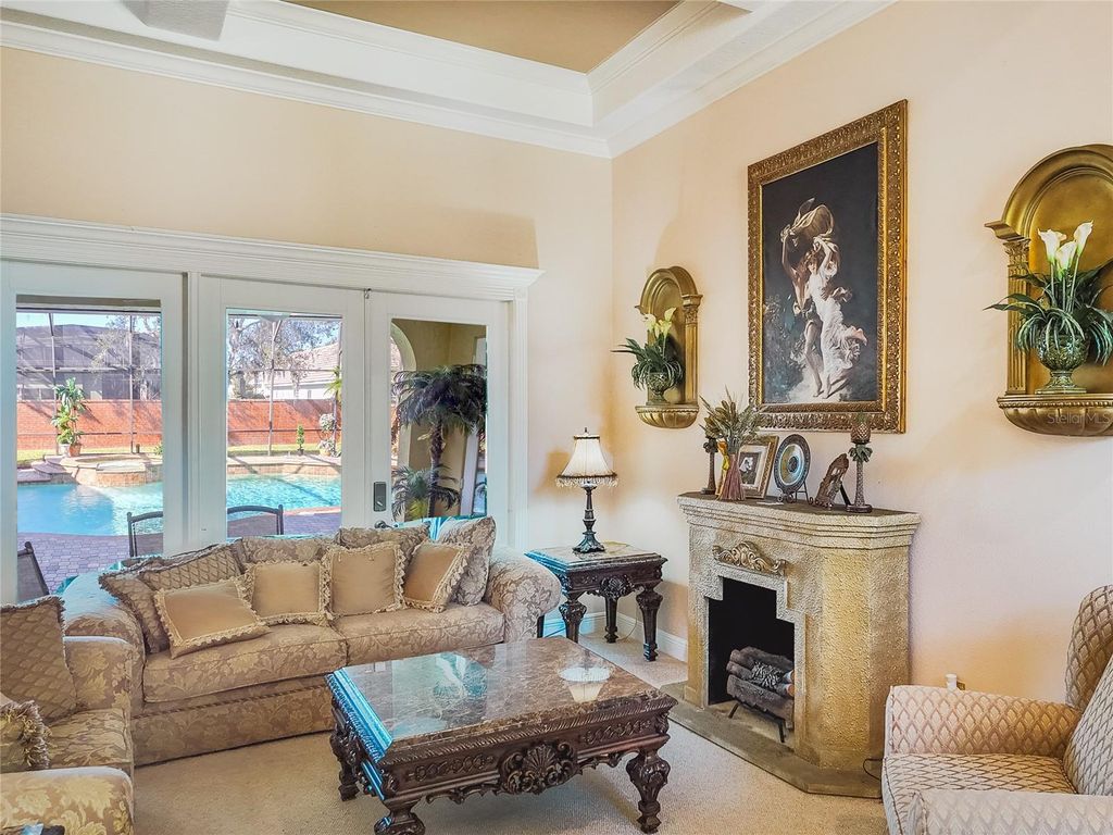 Image 13 of property listing at 4866 KEENELAND CIRCLE, Orlando, FL 32819