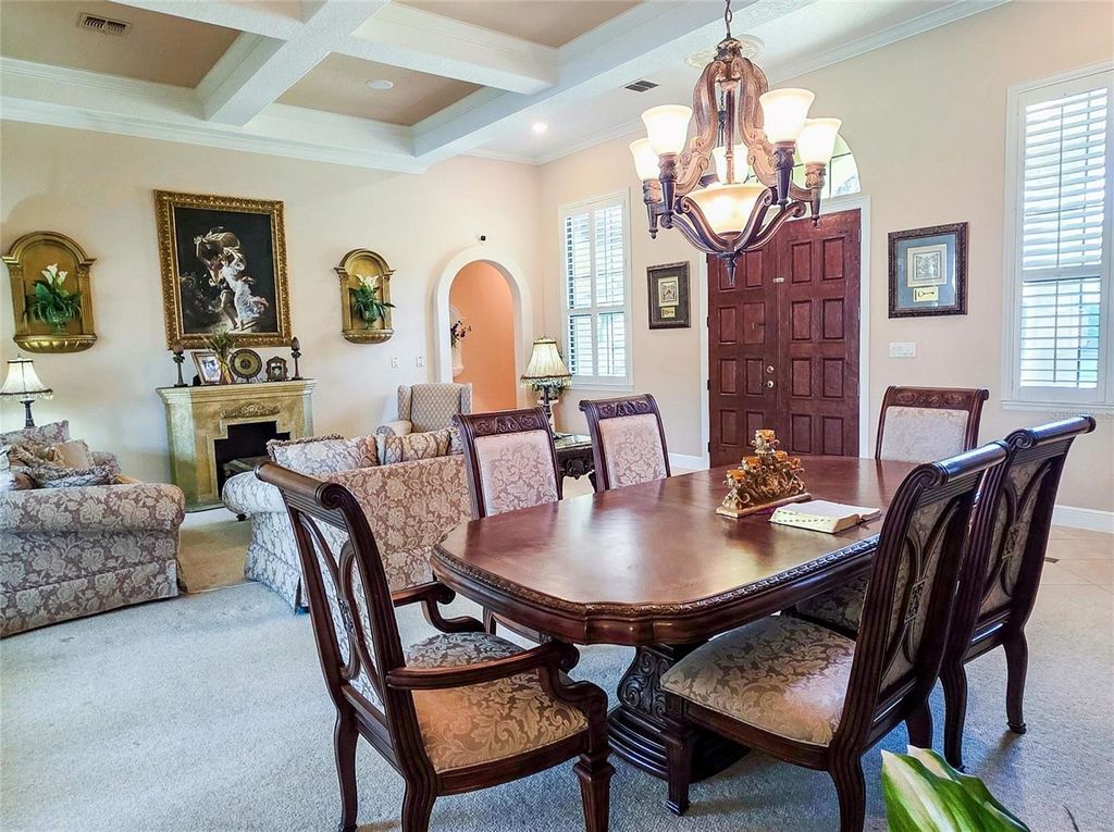 Image 22 of property listing at 4866 KEENELAND CIRCLE, Orlando, FL 32819