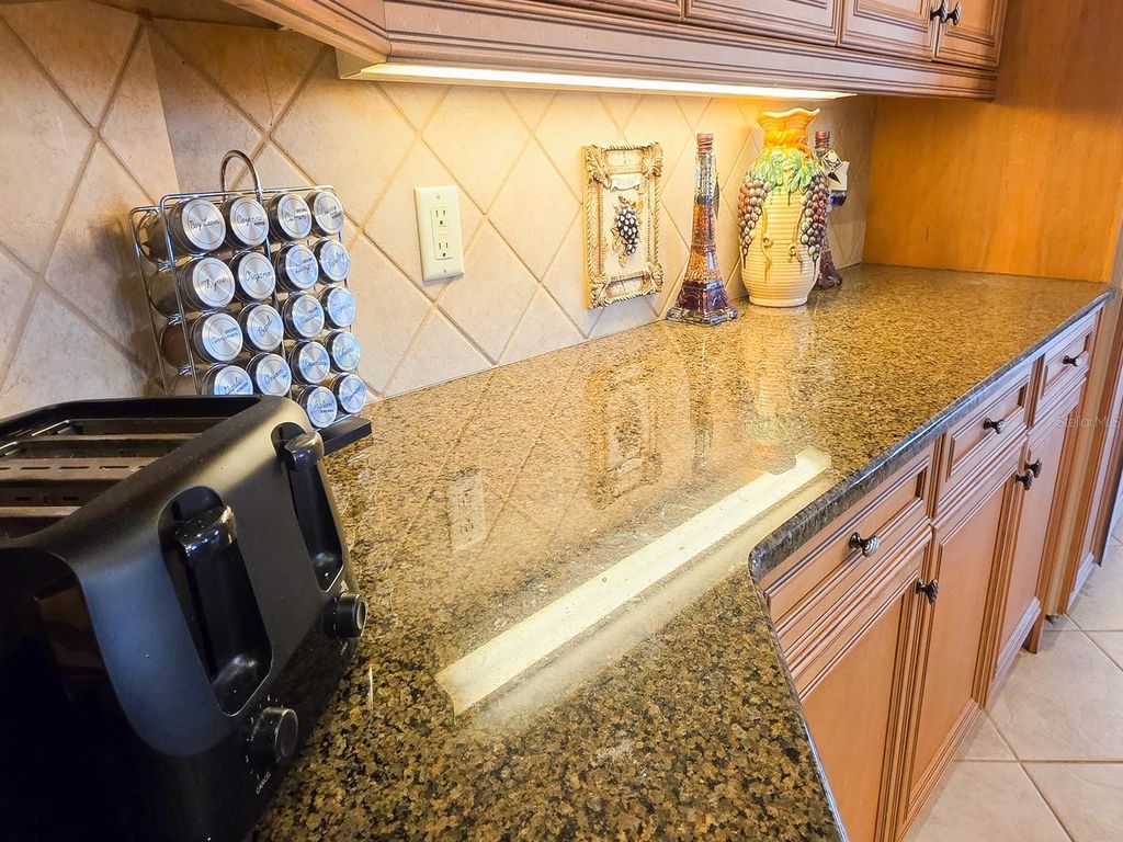 Image 26 of property listing at 4866 KEENELAND CIRCLE, Orlando, FL 32819