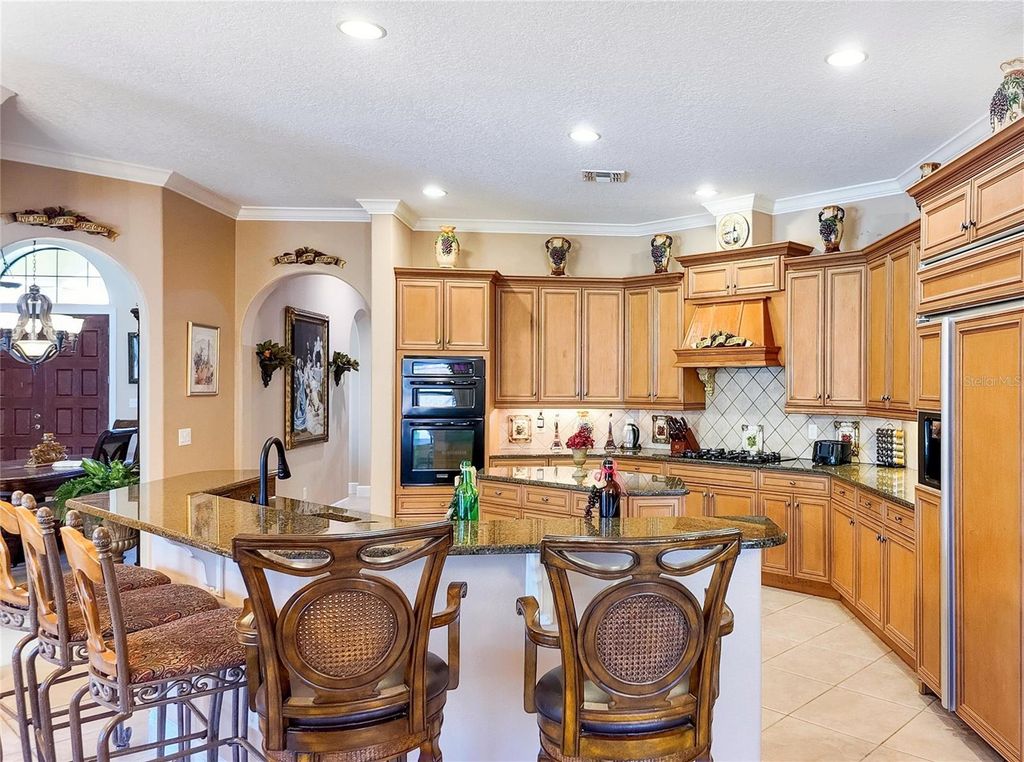 Image 30 of property listing at 4866 KEENELAND CIRCLE, Orlando, FL 32819