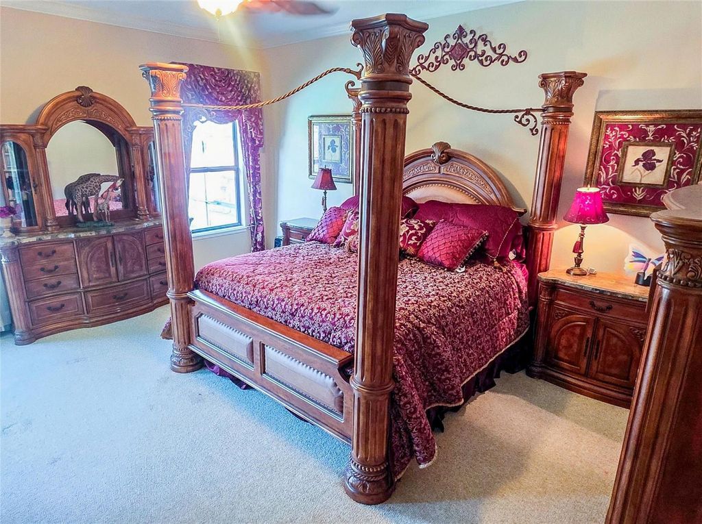 Image 42 of property listing at 4866 KEENELAND CIRCLE, Orlando, FL 32819