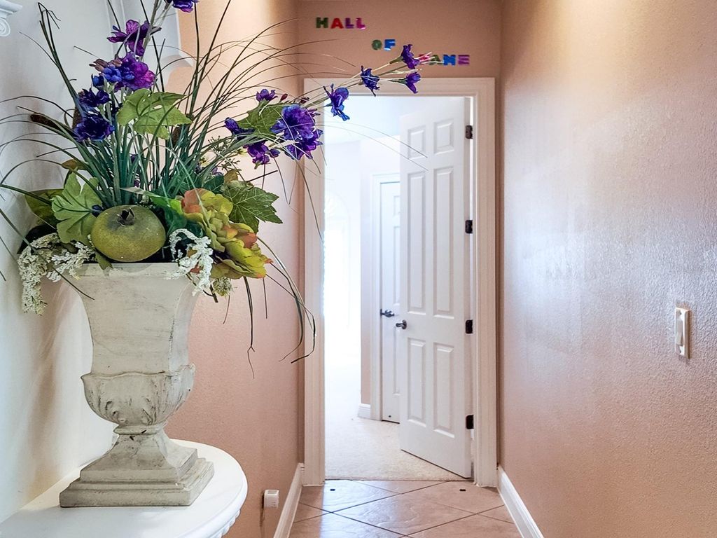 Image 58 of property listing at 4866 KEENELAND CIRCLE, Orlando, FL 32819