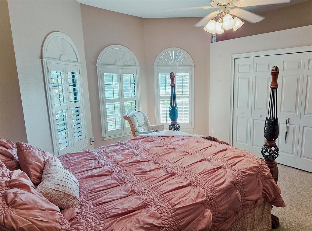 Image 61 of property listing at 4866 KEENELAND CIRCLE, Orlando, FL 32819