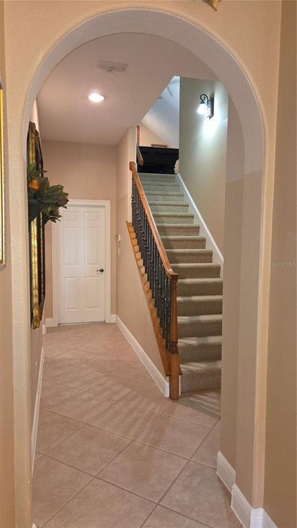 Image 66 of property listing at 4866 KEENELAND CIRCLE, Orlando, FL 32819