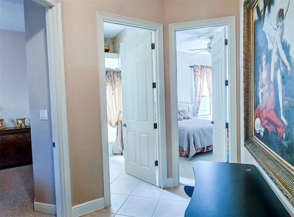 Image 74 of property listing at 4866 KEENELAND CIRCLE, Orlando, FL 32819