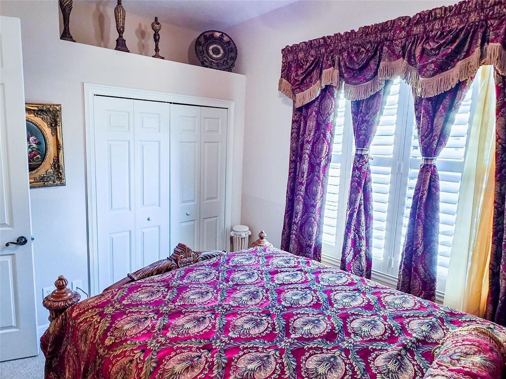 Image 76 of property listing at 4866 KEENELAND CIRCLE, Orlando, FL 32819