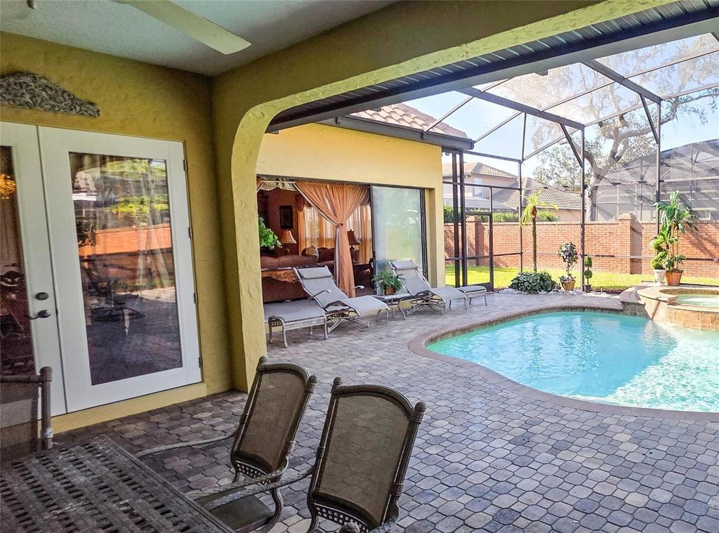 Image 85 of property listing at 4866 KEENELAND CIRCLE, Orlando, FL 32819