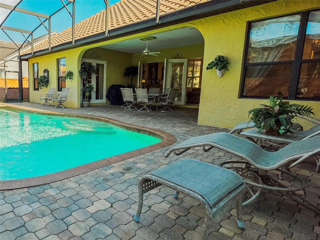 Image 95 of property listing at 4866 KEENELAND CIRCLE, Orlando, FL 32819