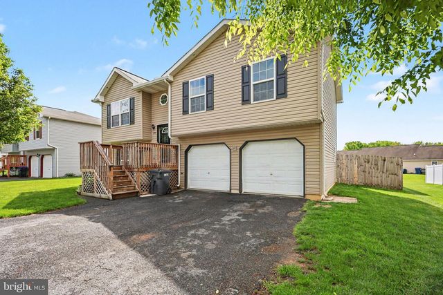 239 CYPRESS ST, Bainbridge, PA 17502