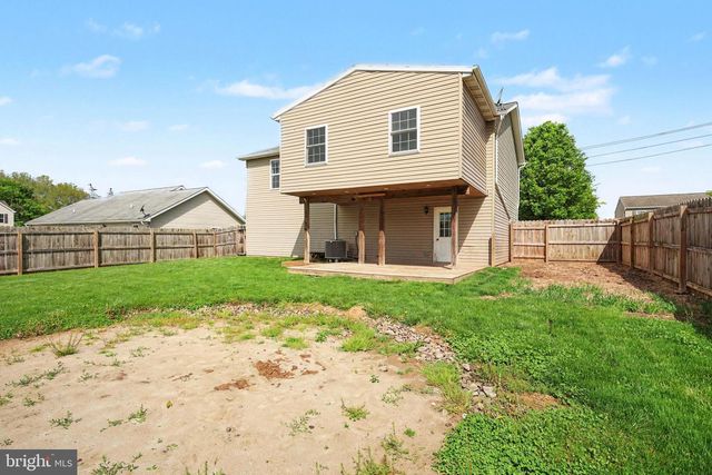 239 CYPRESS ST, Bainbridge, PA 17502
