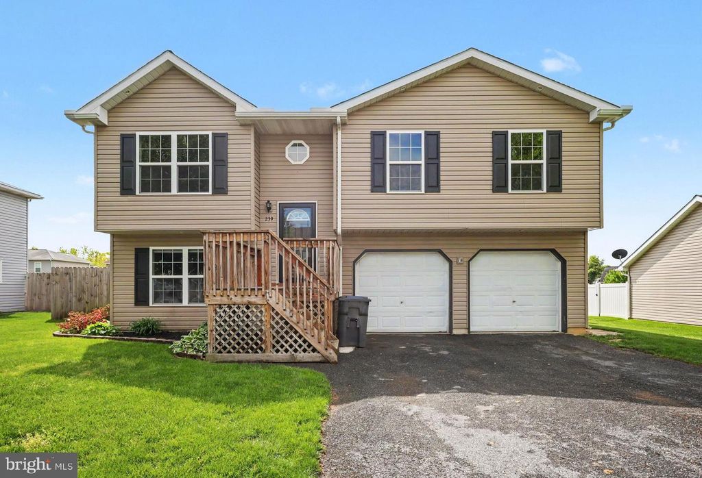 239 CYPRESS ST, Bainbridge, PA 17502