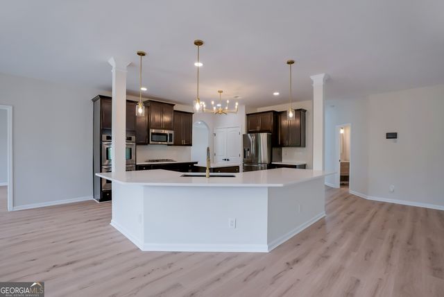 190 Thrushwood Drive Drive, Fayetteville, GA 30215