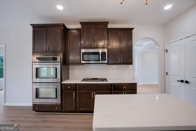 190 Thrushwood Drive Drive, Fayetteville, GA 30215