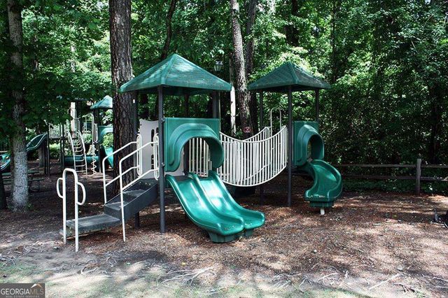 5054 Pine Bark Circle, Dunwoody, GA 30338