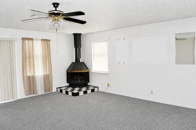 242 Lamenda Avenue, Livingston, TX 77351